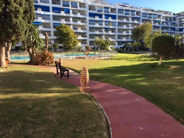 Appartement Large And Elegant In Puerto Banus With Pools And Paddle Marbella
